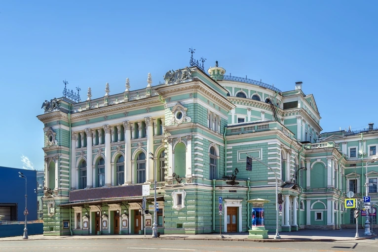 Фасад Мариинского театра