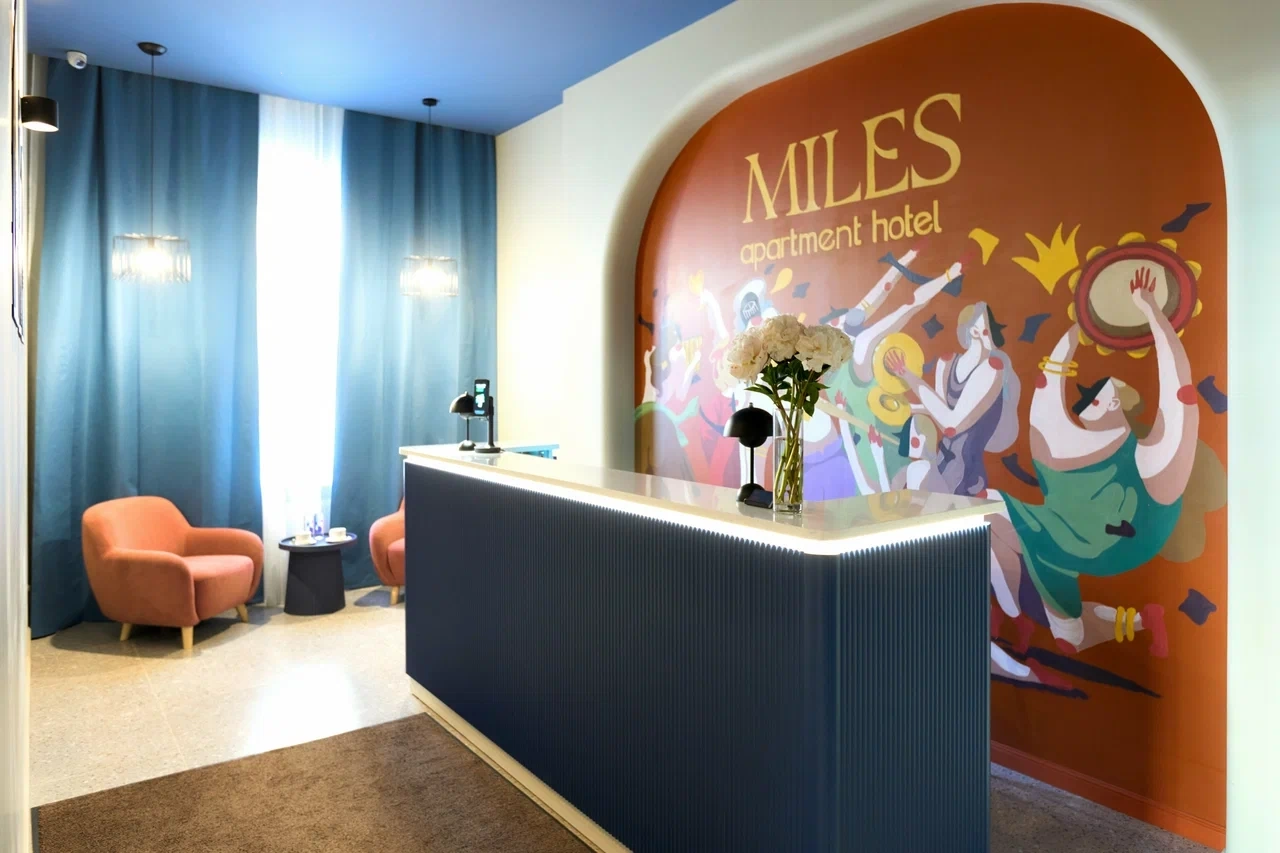 Стойка ресепшен Miles by Port Comfort